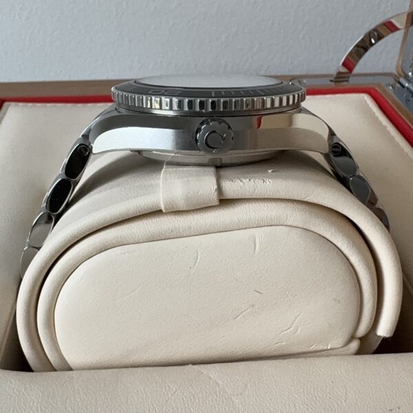 Omega Seamaster Planet Ocean 600M - 232.30.42.21.01.001 - Image 4